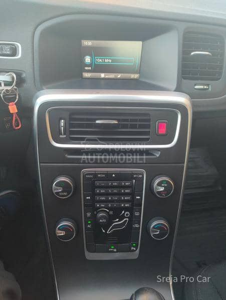 Volvo V60 120.k.m garant