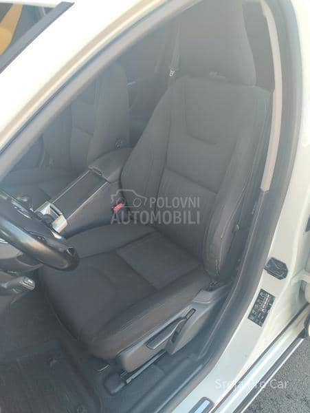 Volvo V60 120.k.m garant