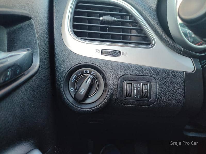 Fiat Freemont 2.0 Mjet FUL 7 Sed