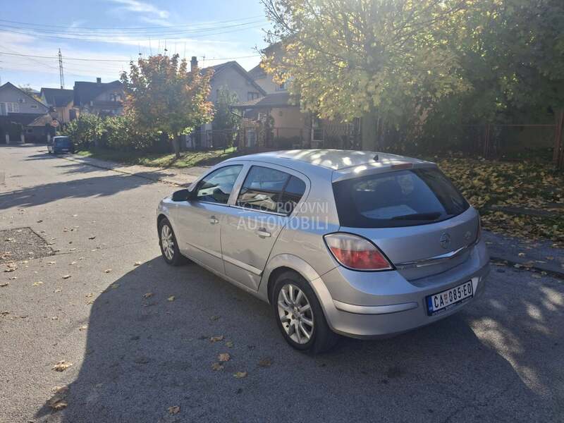 Opel Astra H 1.4