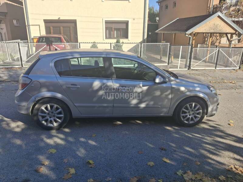 Opel Astra H 1.4