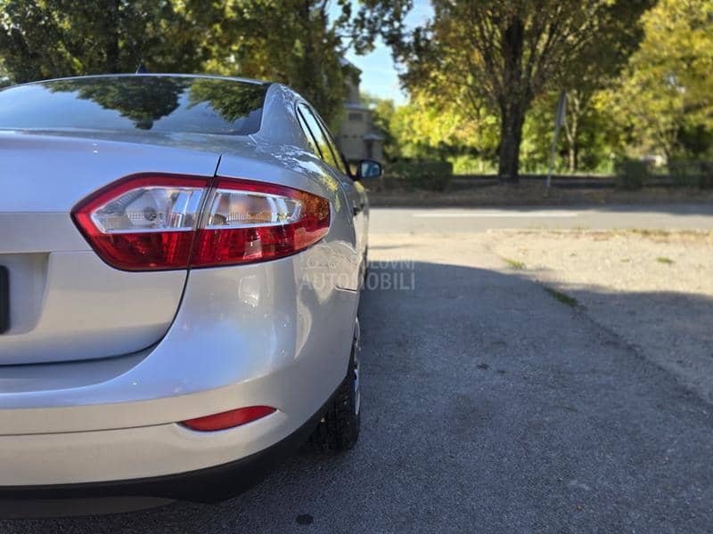 Renault Fluence 1.6 16v.