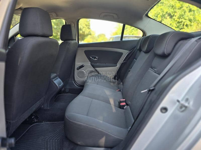 Renault Fluence 1.6 16v.