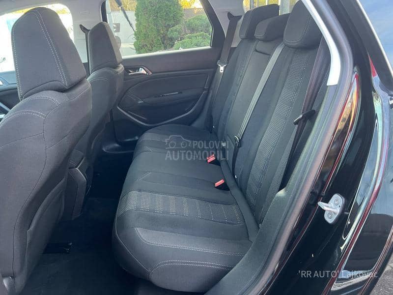 Peugeot 308 1.6HDI ALLURE