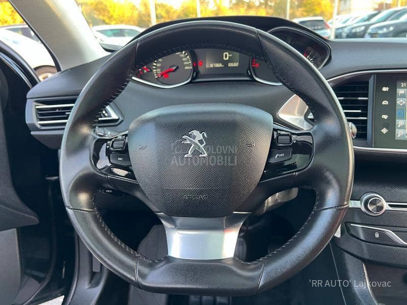 Peugeot 308 1.6HDI ALLURE