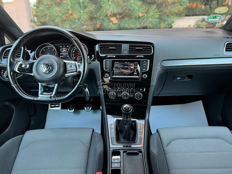 Volkswagen Golf 7 R LINE/LED/NAV/XEN