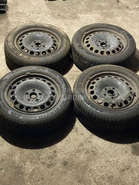 Goodyear 205/55 R16 Zimska