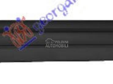 LAJSNA PREDNJIH VRATA CRNA za Fiat 500L od 2012. do 2017. god.