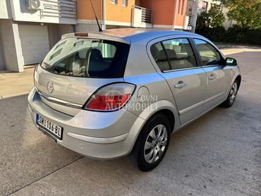 Opel Astra H 1.6B reg 77k.w