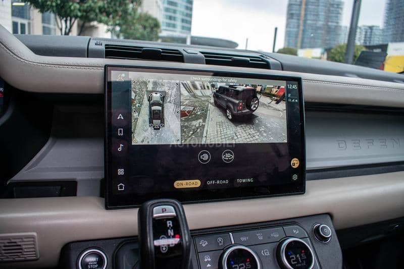 Land Rover Defender HSE 30D 300 Hybrid