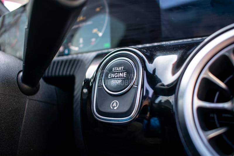 Mercedes Benz A 180 Panoram A180cdi