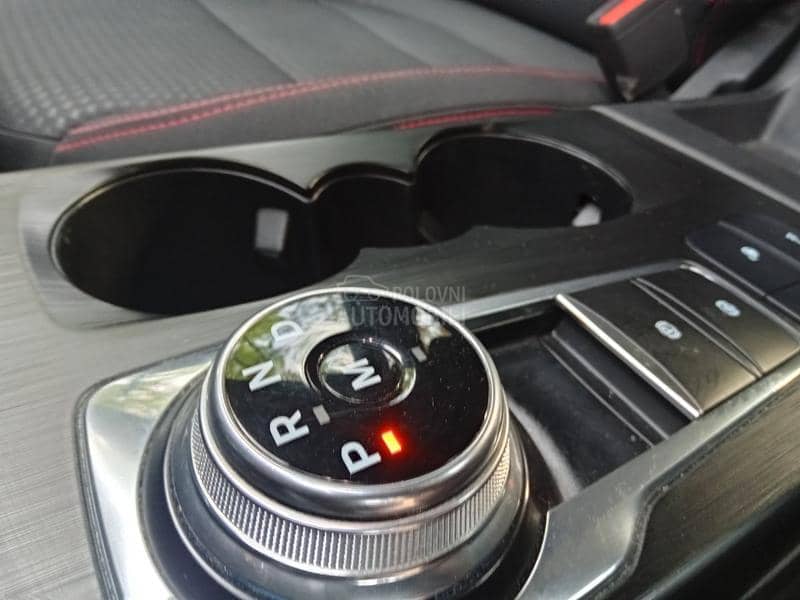 Ford Kuga 1,5eko St line