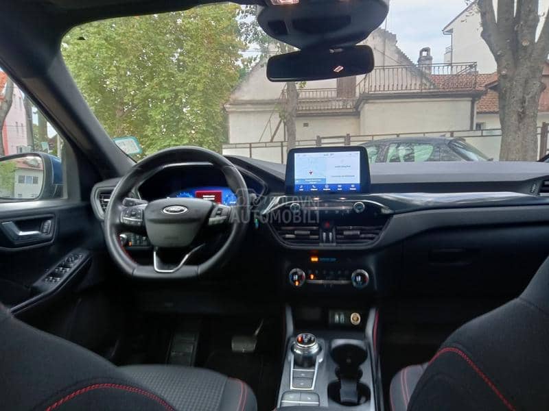 Ford Kuga 1,5eko St line