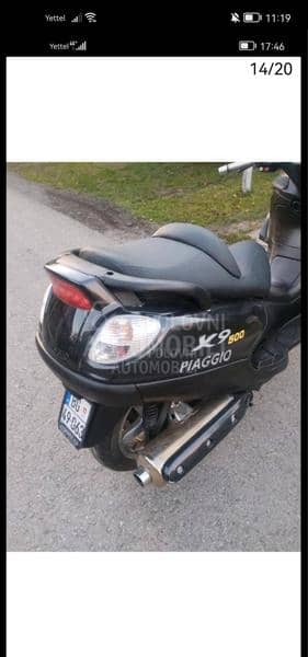 Piaggio X9 500