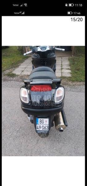 Piaggio X9 500