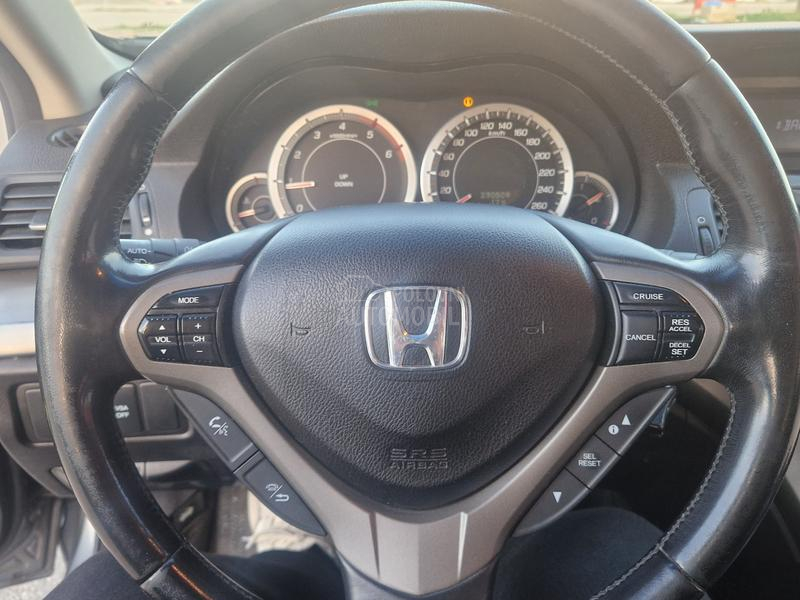 Honda Accord 2.2