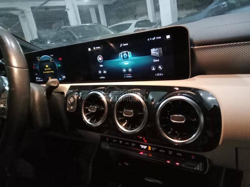 Mercedes Benz CLA 200 Shooting Brake 