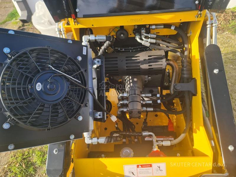 Cartiwell CW 460 Skid Loader