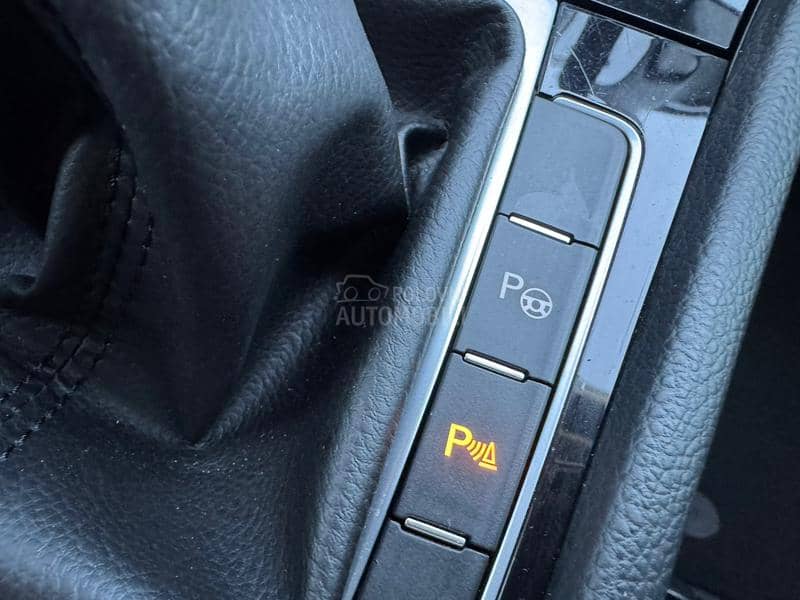 Volkswagen Golf 7 XEN / LED