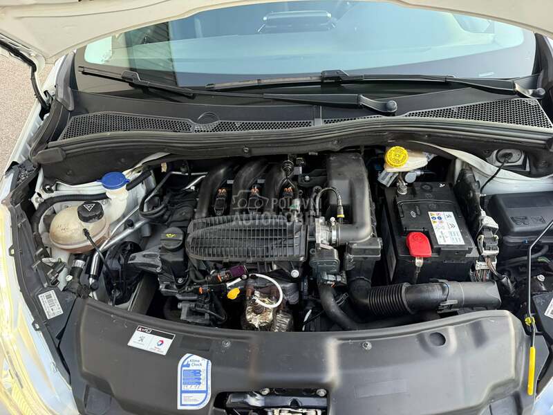 Peugeot 208 1.2 T.O.P C.H