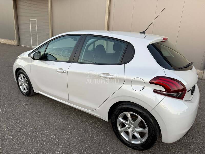 Peugeot 208 1.2 T.O.P C.H