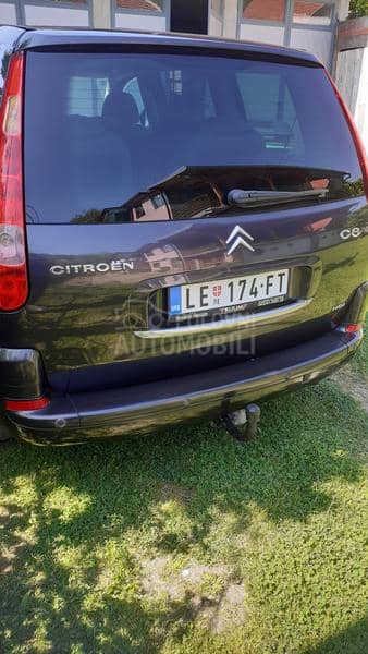 Citroen C8 