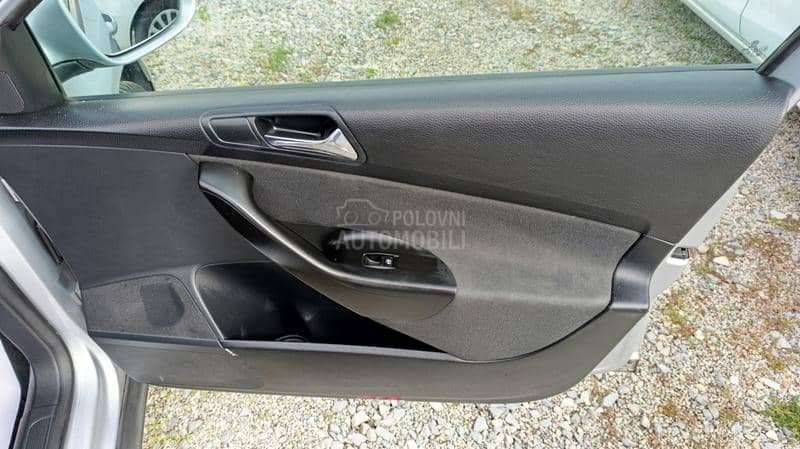 Volkswagen Passat B6 2.0TDI TRENDLINE