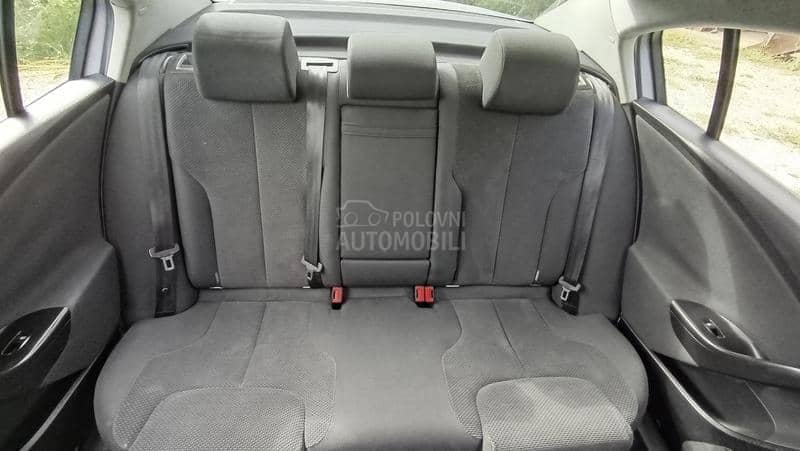 Volkswagen Passat B6 2.0TDI TRENDLINE