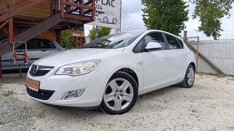 Opel Astra J 1.7CDTI ENJOY
