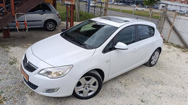 Opel Astra J 1.7CDTI ENJOY