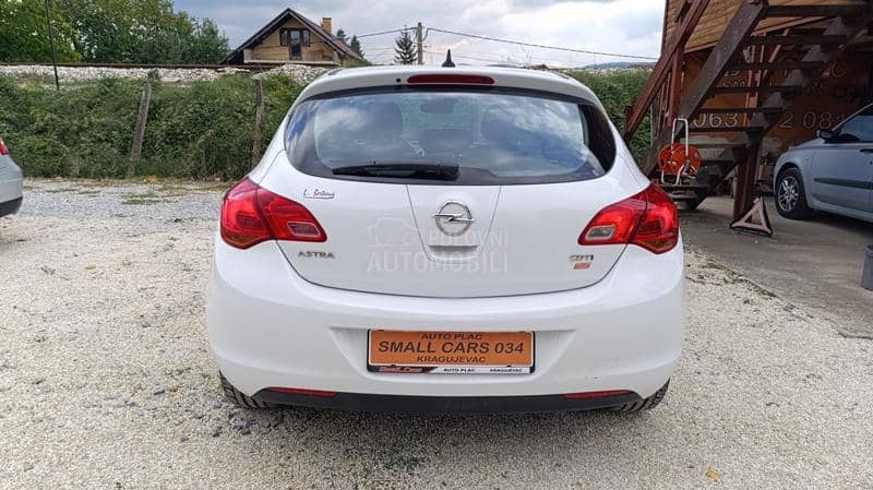 Opel Astra J 1.7CDTI ENJOY