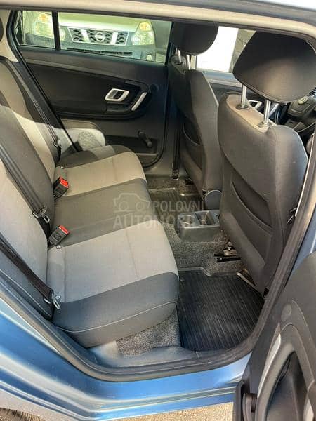 Škoda Fabia 1.4 ELEGANCE CH