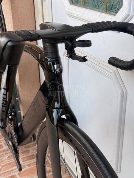 Trek Madone 28