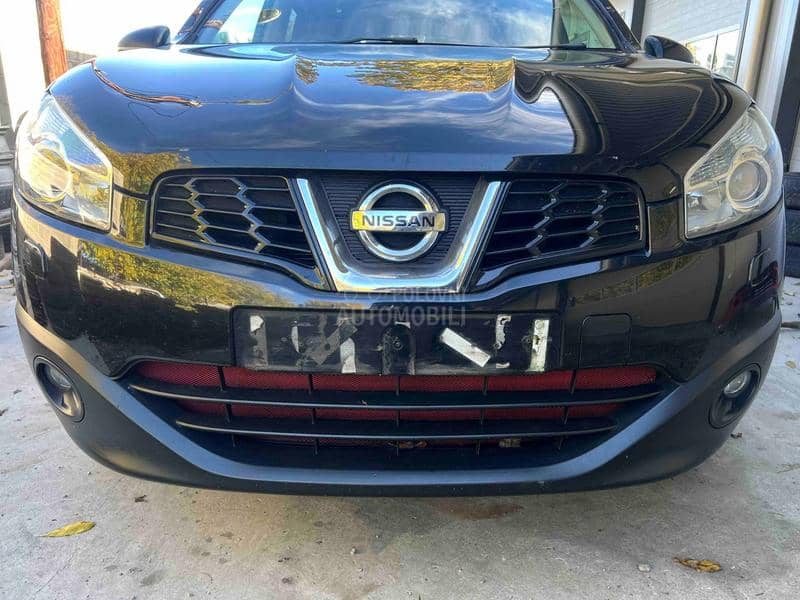 Branik prednji crni Z11G