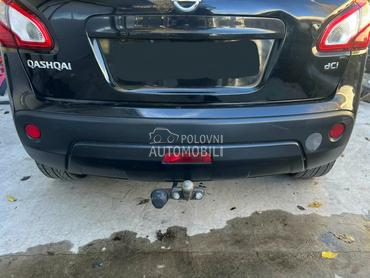 Branik zadnji crni Z11G za Nissan Qashqai od 2009. do 2013. god.