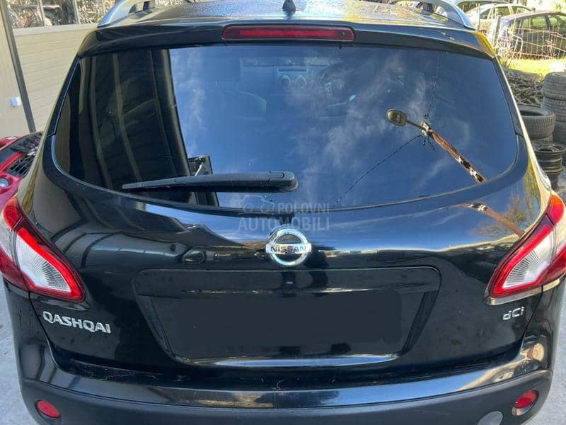 Vrata gepeka crna Z11G