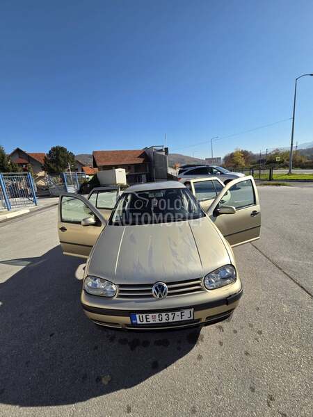 Volkswagen Golf 4 