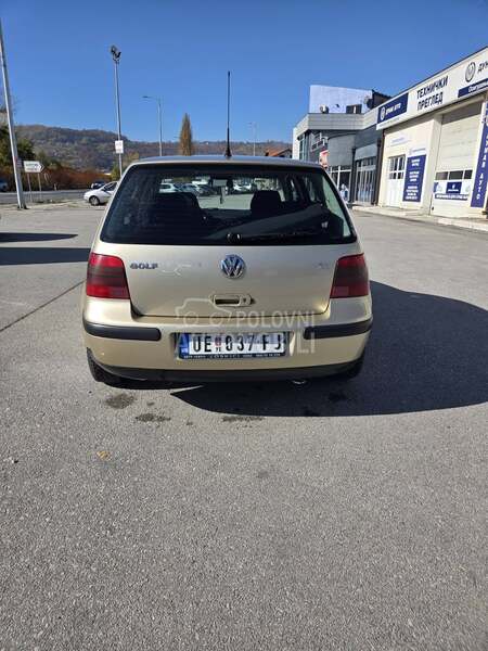 Volkswagen Golf 4 