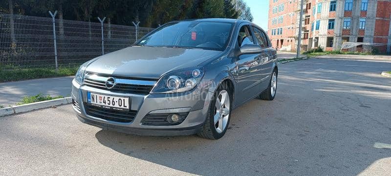 Opel Astra H 