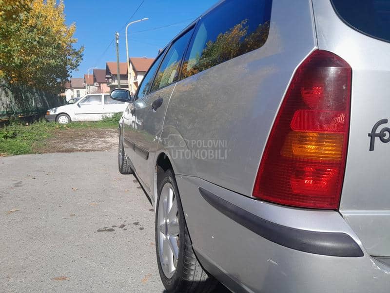 Ford Focus 