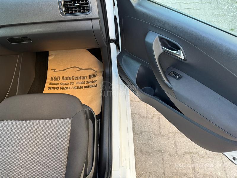 Volkswagen Polo 1.2 V. s.e.r.v.i.s.