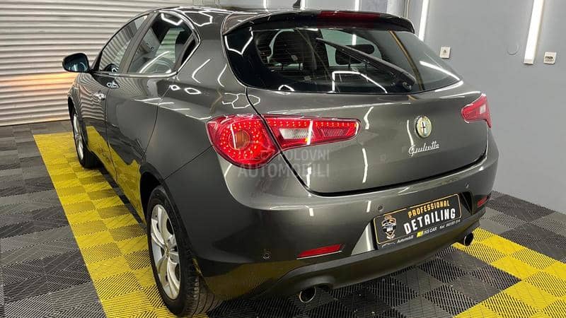 Alfa Romeo Giulietta 