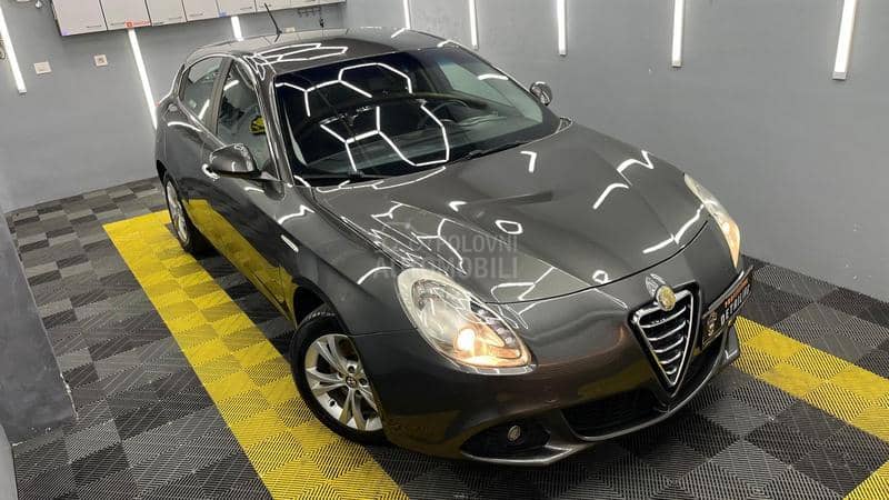 Alfa Romeo Giulietta 