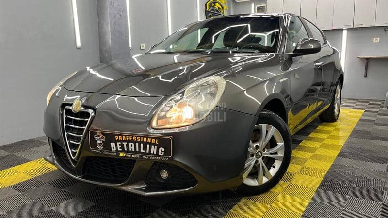Alfa Romeo Giulietta 