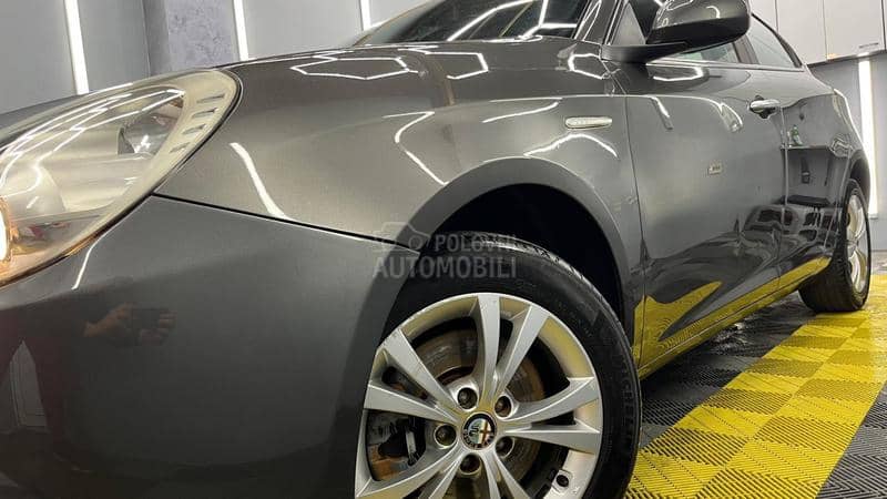 Alfa Romeo Giulietta 