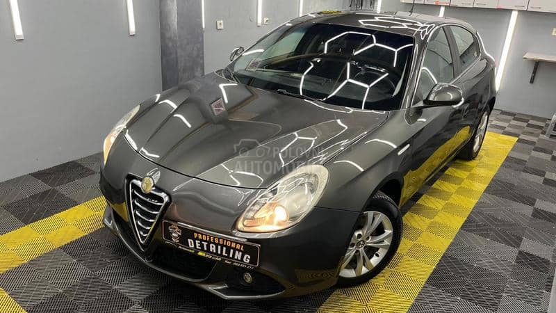 Alfa Romeo Giulietta 