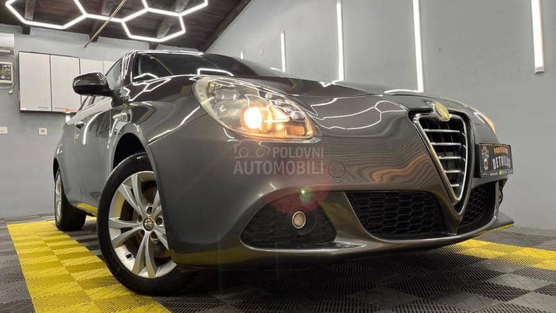 Alfa Romeo Giulietta 