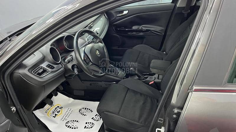 Alfa Romeo Giulietta 