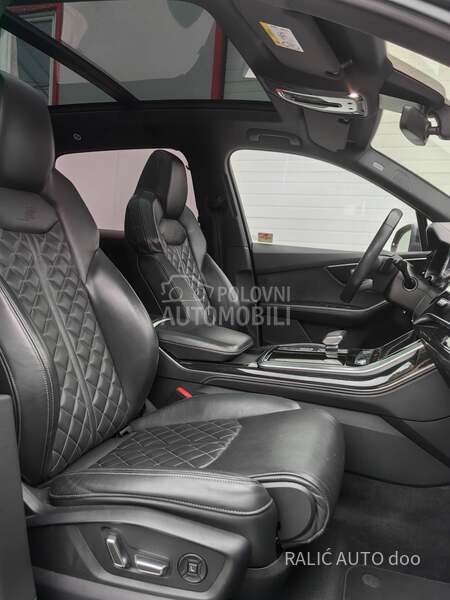 Audi Q7 50TDI/S LINE/ HIBRID