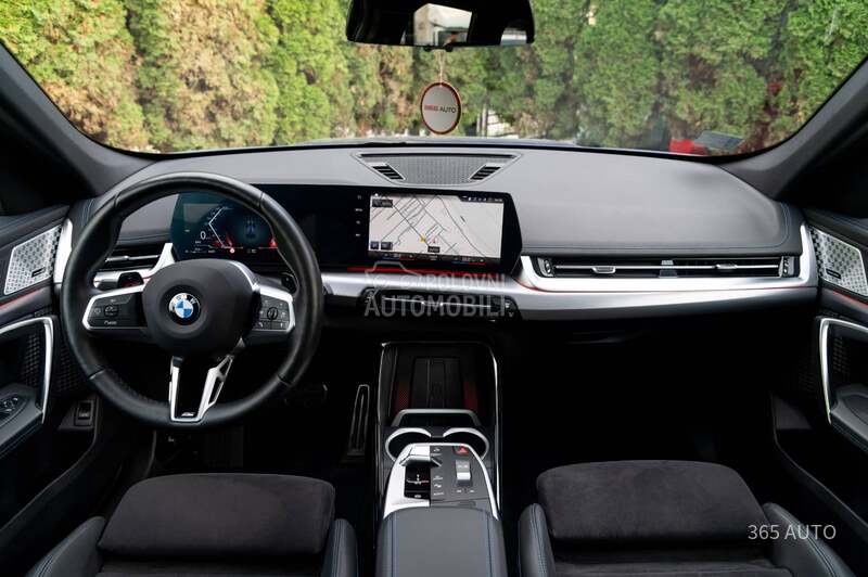 BMW X1 M SPORT/PANO/HARMAN